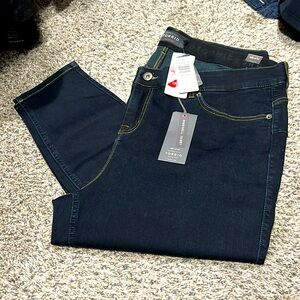 Torrid Bombshell Skinny